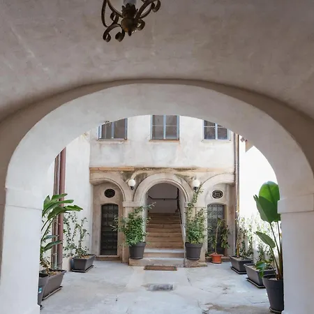 Casa Bohemien 3* Siderno